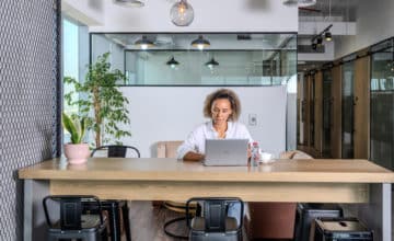 Serviced office space in Dubai with monthly payment